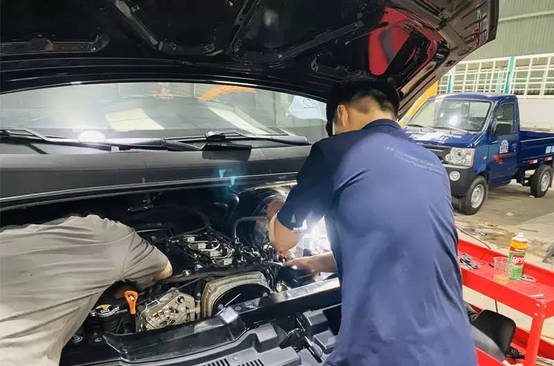 8 dấu hiệu xe tải cần kiểm tra sớm dù chưa đến kỳ bảo dưỡng